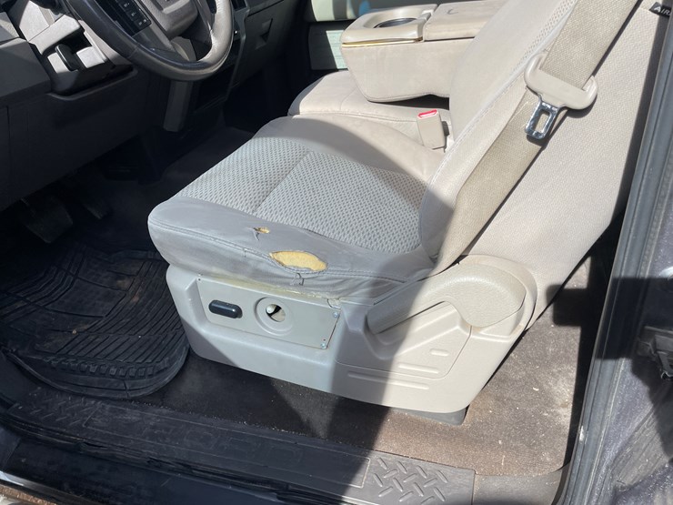 2010-ford-f150-image-32