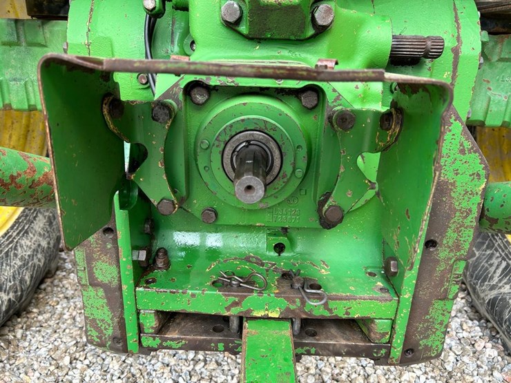 john-deere-2950-image-14