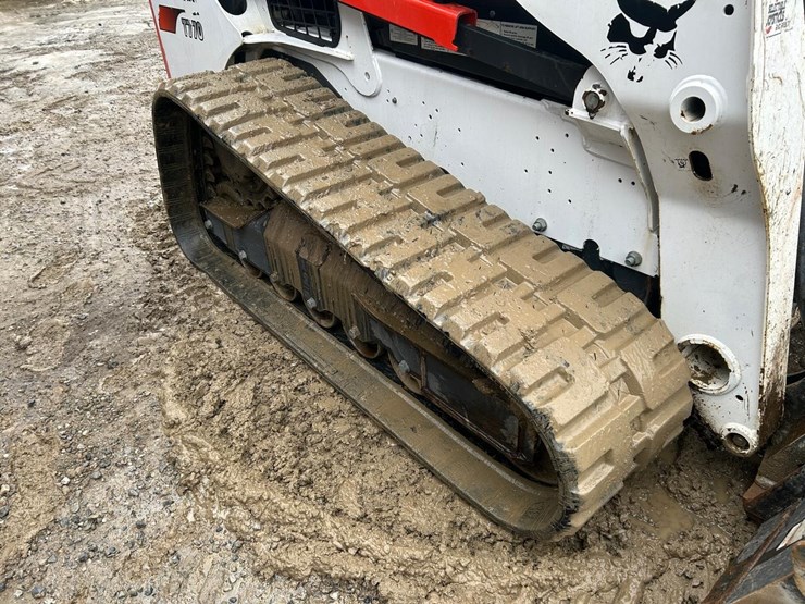2021-bobcat-t770-image-12