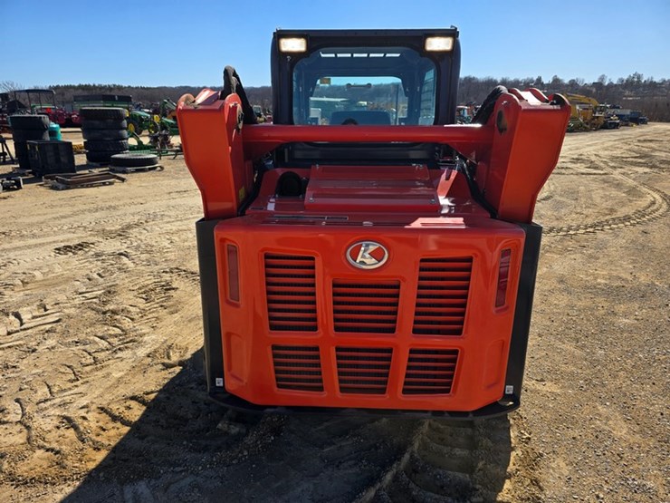 kubota-svl75-2-image-4