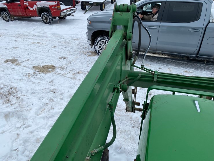 john-deere-6310-image-68