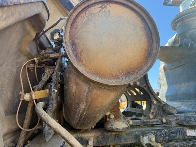 2012-caterpillar-950k-image-77