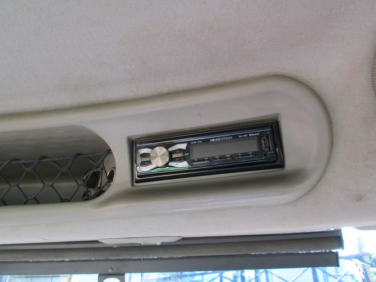 case-ih-magnum-305-image-40