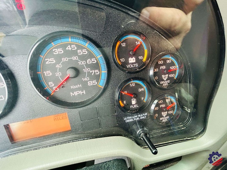 2012-international-durastar-4300-image-93