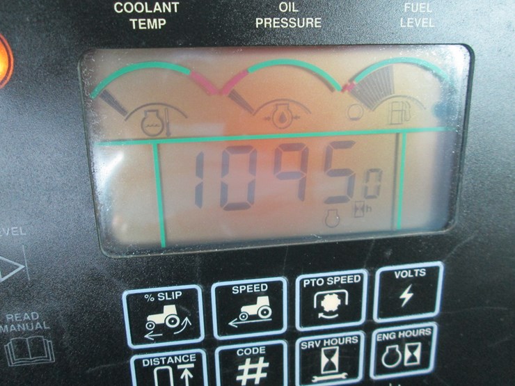 john-deere-8310-image-35