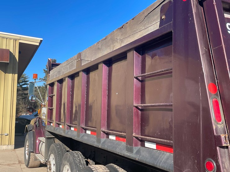 #13005-•-1999-sterling-dump-truck-(has-wi-title)-image-33