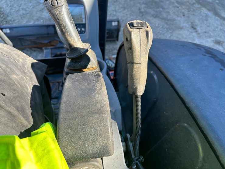 2020-kubota-kx033-4-image-23