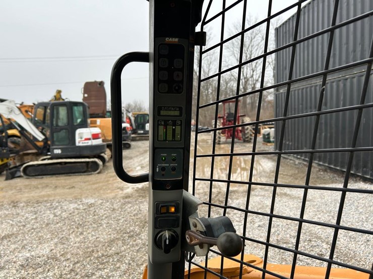 2017-case-tv380-image-24