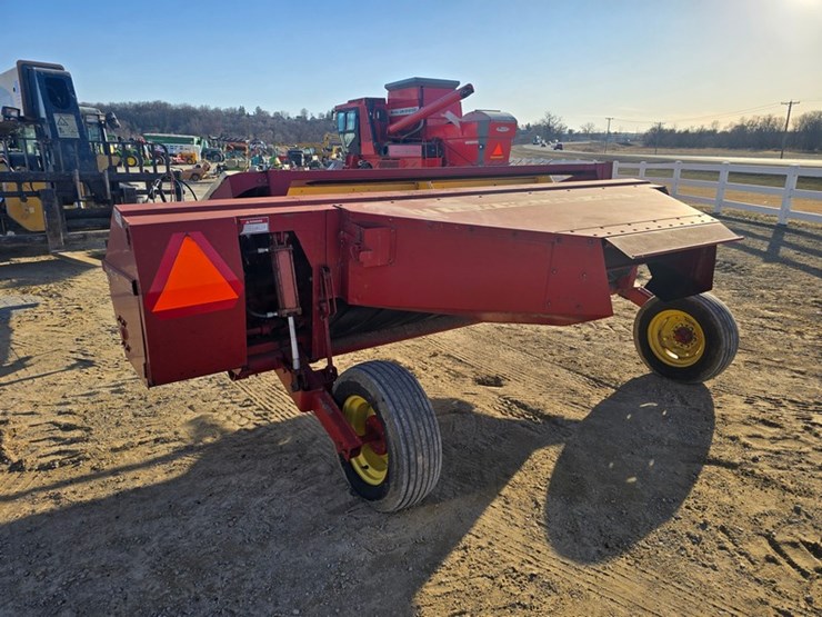 new-holland-492-image-3