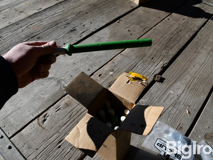 lot-of-farm-support-image-8