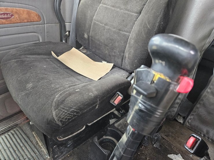 2006-peterbilt-379-image-62