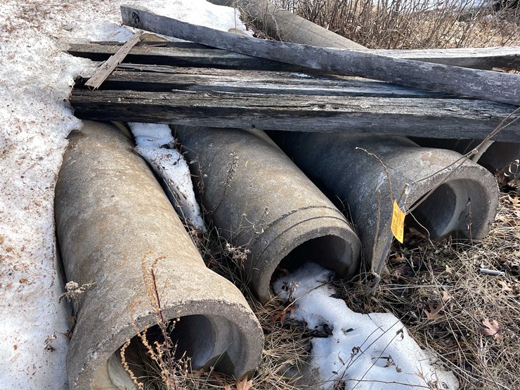 #13034-•-(4)-concrete-tubes-image-2