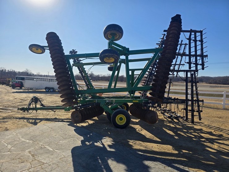 john-deere-35-image-2