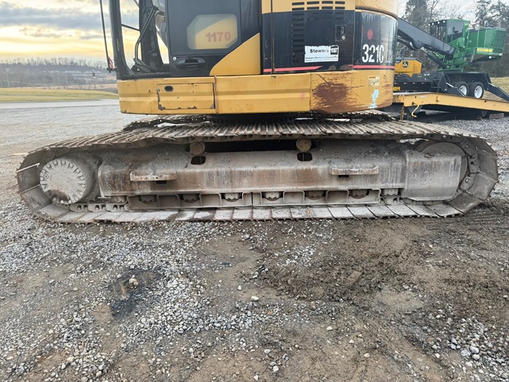 2004-caterpillar-321c-image-64