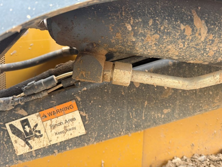 2015-deere-333e-image-20