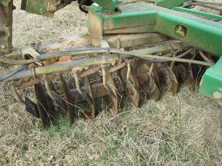 john-deere-637-image-10