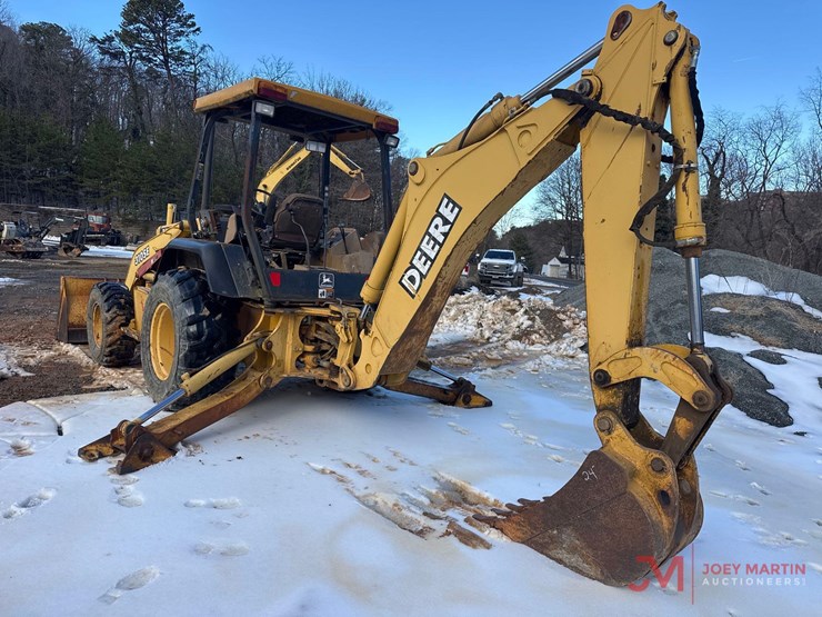 2000-deere-310se-image-3