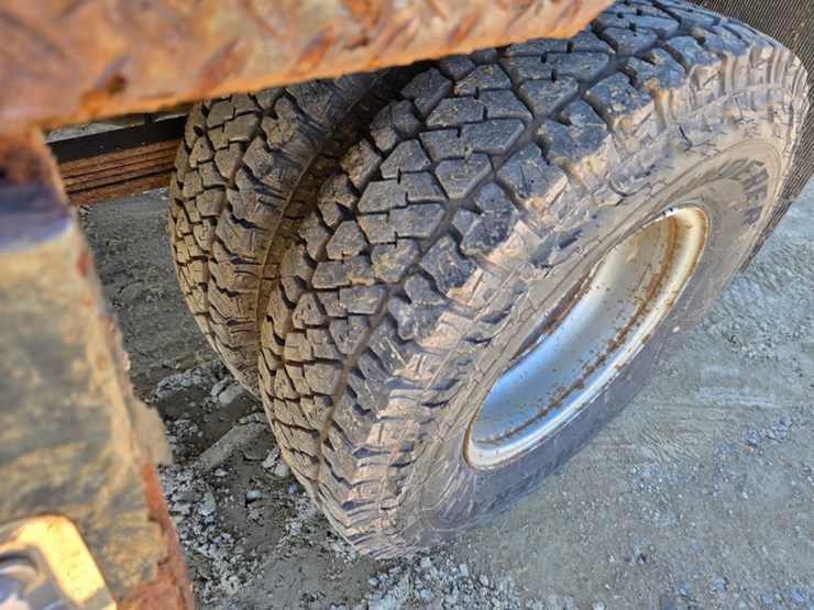 2003-chevrolet-3500-image-11