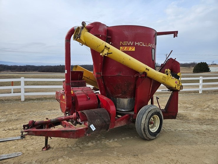 357-new-holland-357-image-1