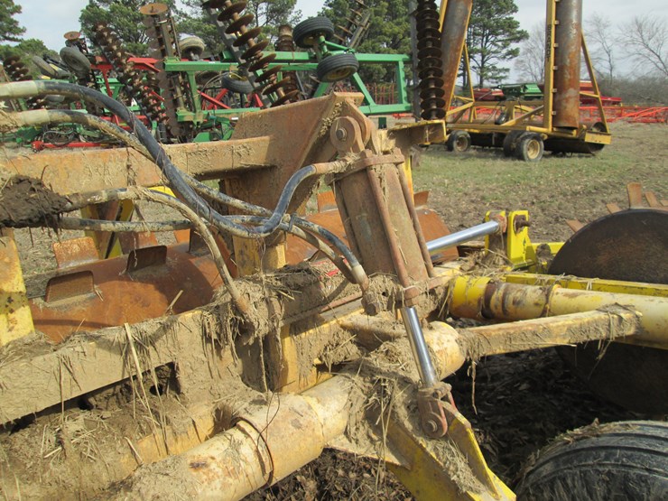 #27325-•-32'-folding-stubble-roller-image-11