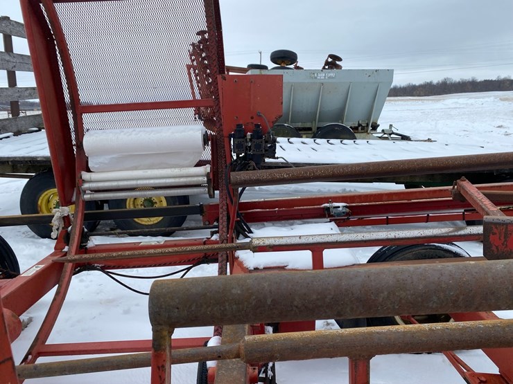 h&s-bale-wrapper-image-27