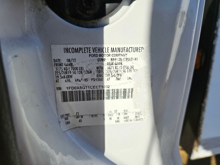 2012-ford-f550-image-56