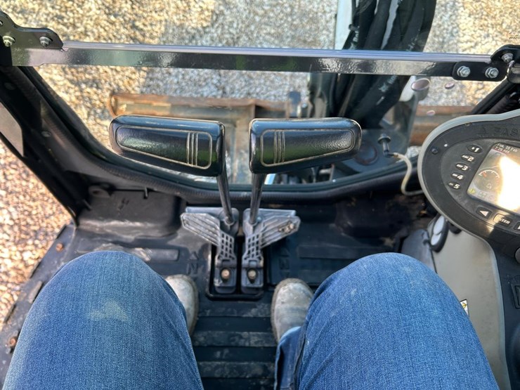 2019-bobcat-e35i-image-23