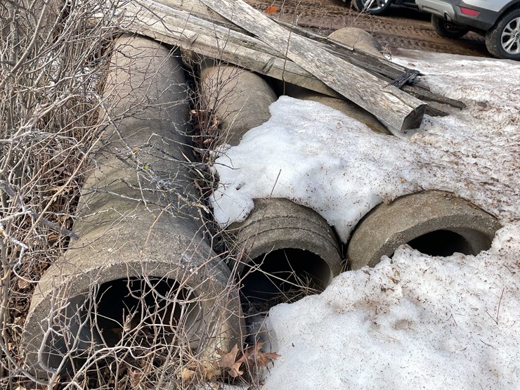 #13034-•-(4)-concrete-tubes-image-7