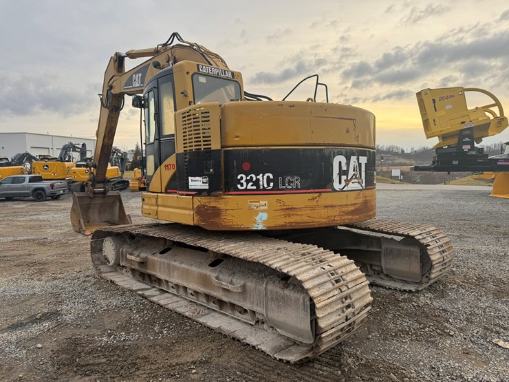 2004-caterpillar-321c-image-3