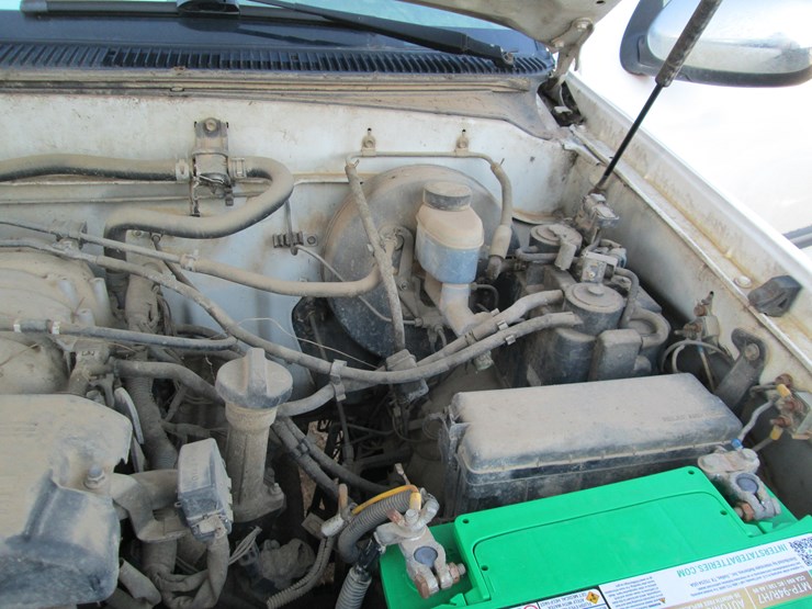 2000-toyota-tundra-image-18