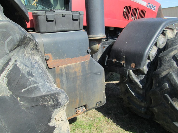 case-ih-magnum-305-image-16