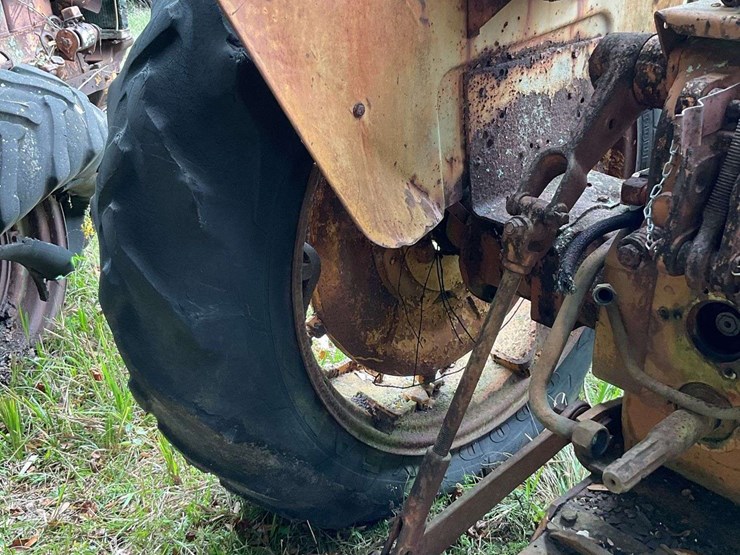 minneapolis-moline-m5-image-21