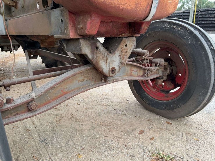 massey-ferguson-95-image-39