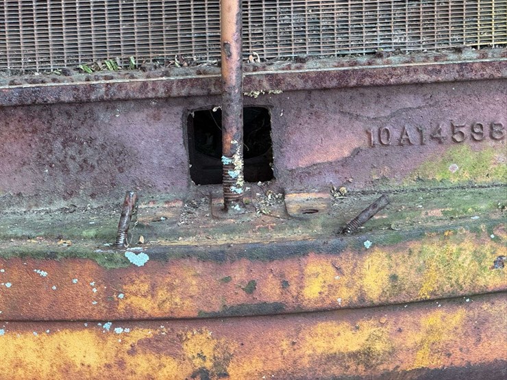 minneapolis-moline-g706-image-8