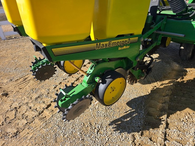 john-deere-1760-image-11