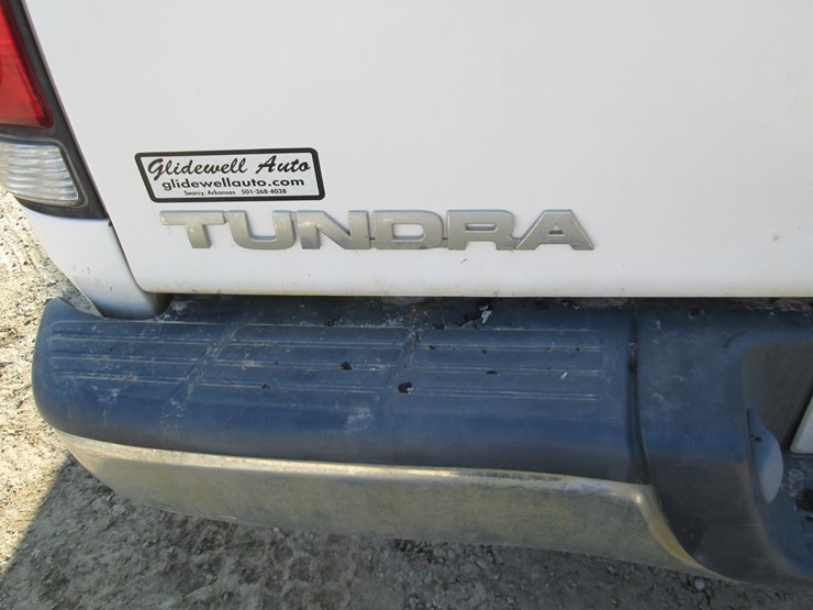 2000-toyota-tundra-image-10
