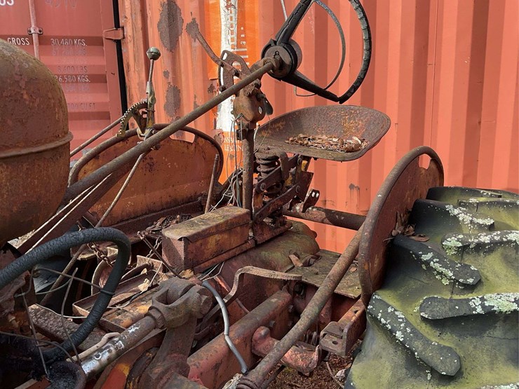 avery-parts-tractor-image-24