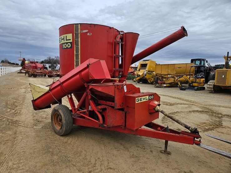 gehl-100-image-7