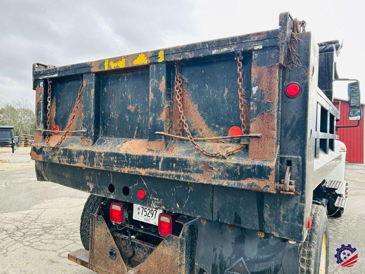 2012-international-durastar-4300-image-38