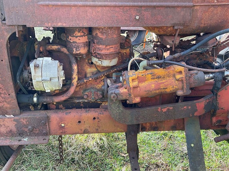 avery-parts-tractor-image-18