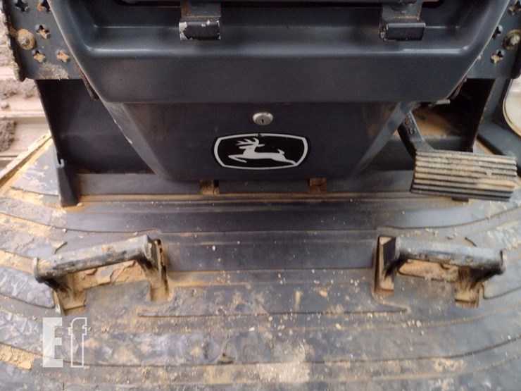 2015-deere-650k-lgp-image-8