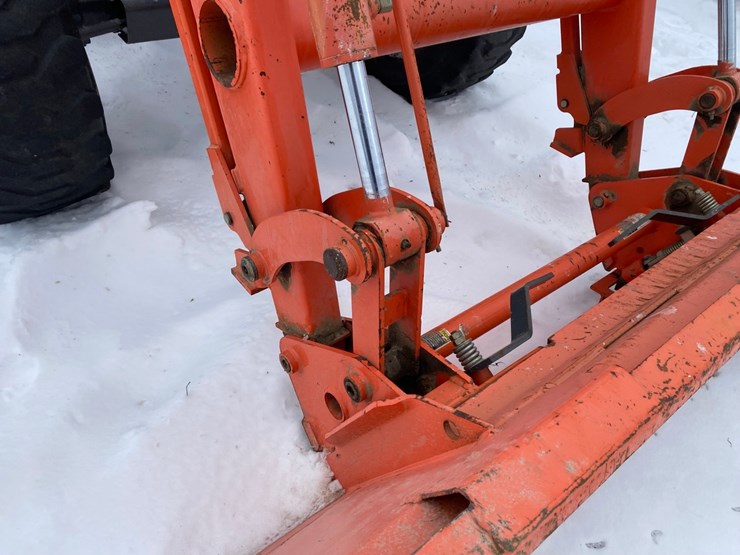 kubota-m7040-image-8