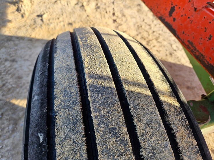 375-john-deere-1065-image-14