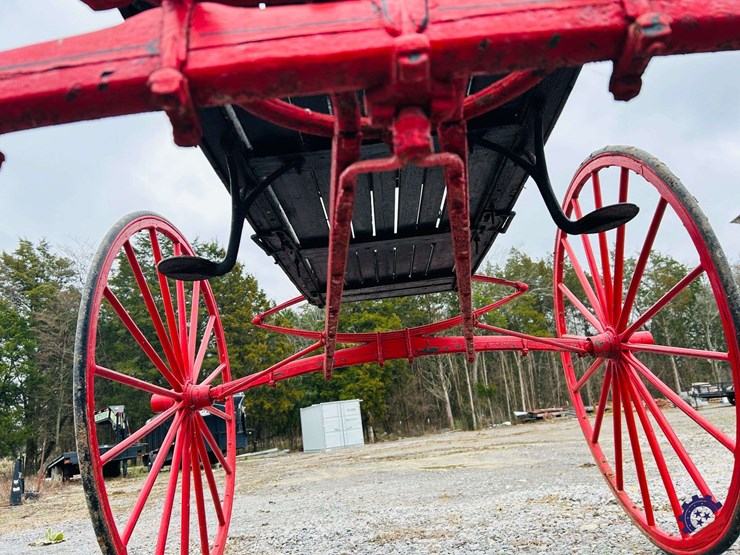 vintage-doctor’s-buggy-image-30