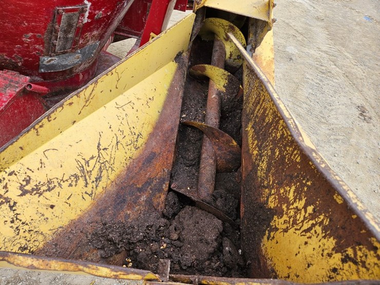 357-new-holland-357-image-27