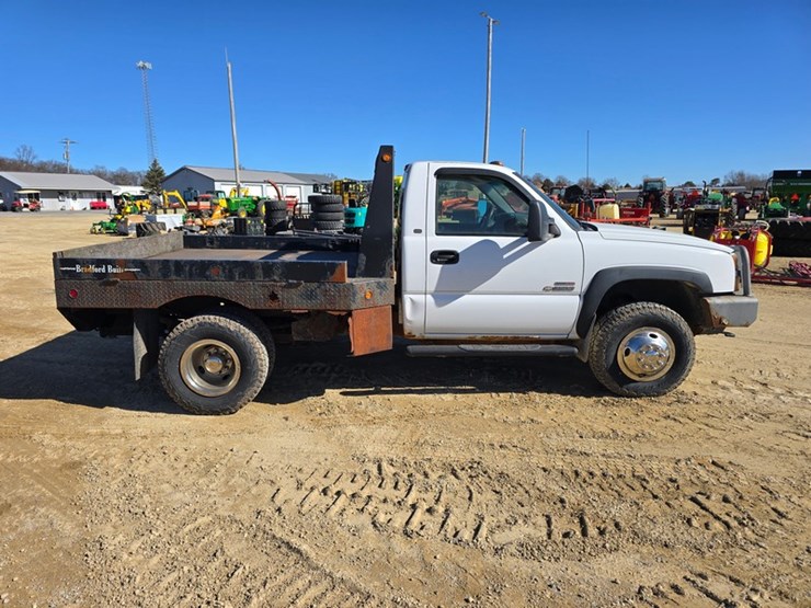 2003-chevrolet-3500-image-7