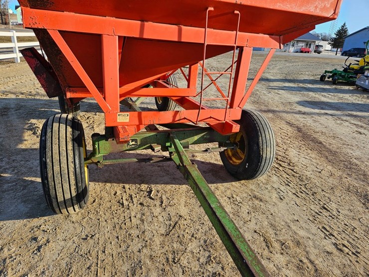 375-john-deere-1065-image-10