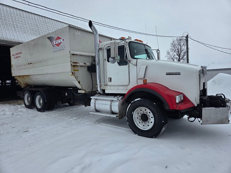 kenworth-t800-image-1