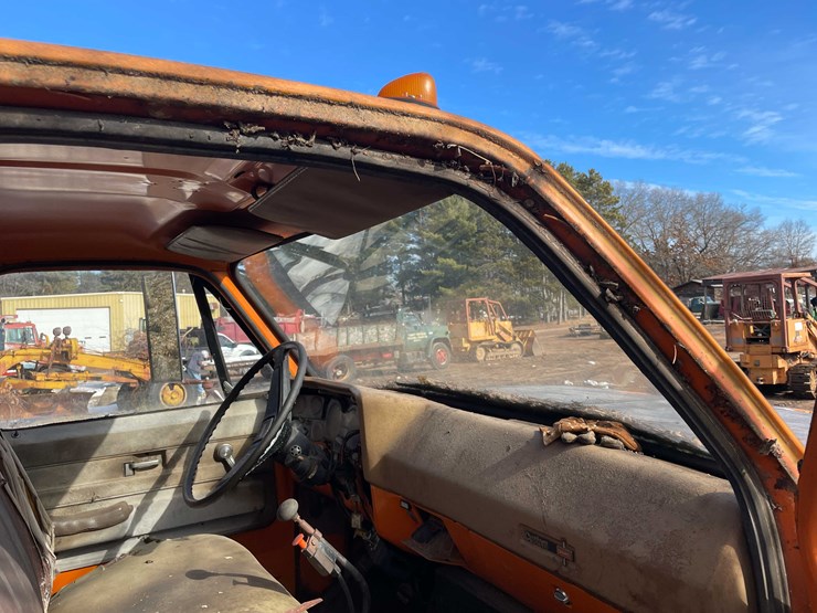 #13018-•-1974-gmc-6500-tractor-(has-wi-title)-image-77