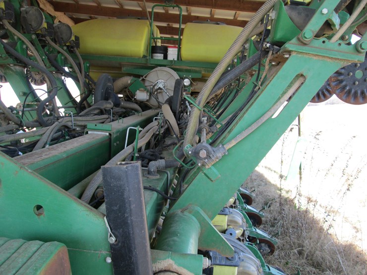 john-deere-1790-image-33